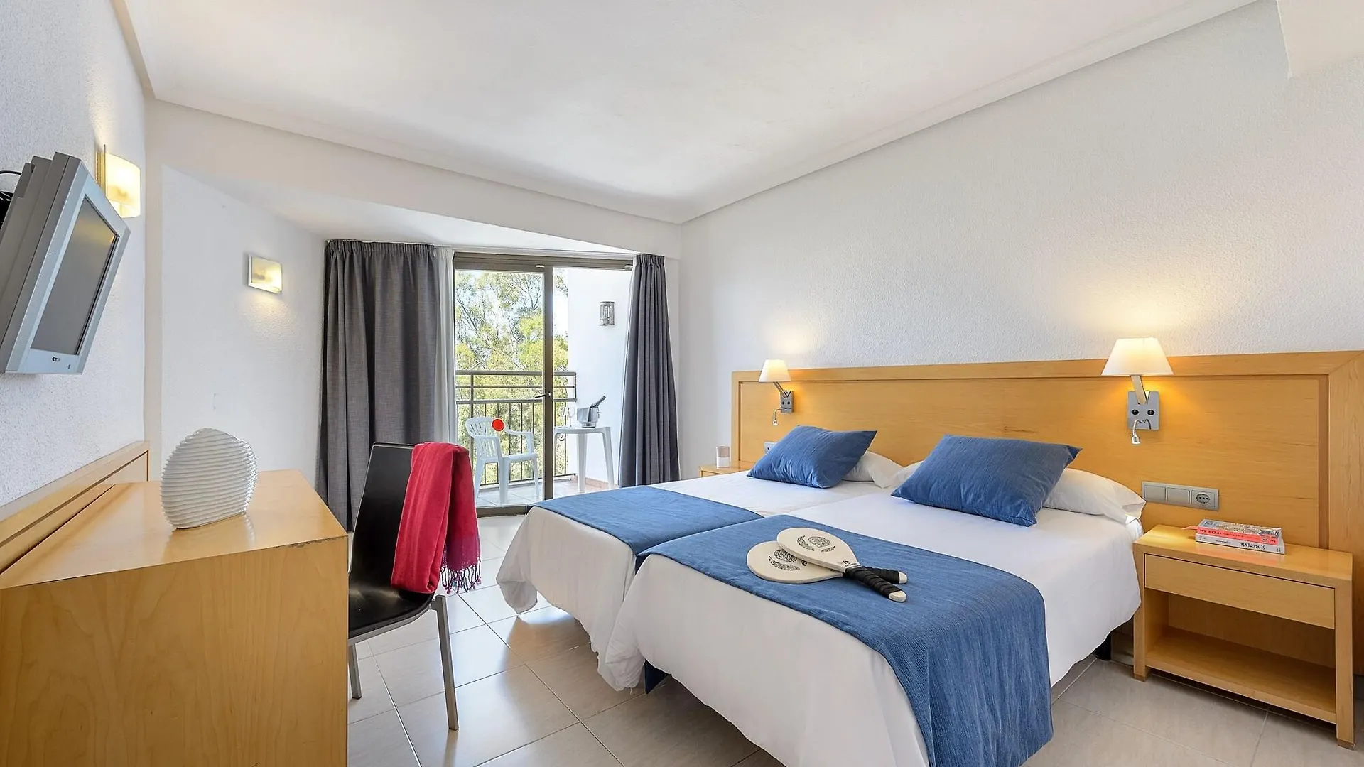 Hotel Vibra San Remo Сан-Антонио-Абад 3*,