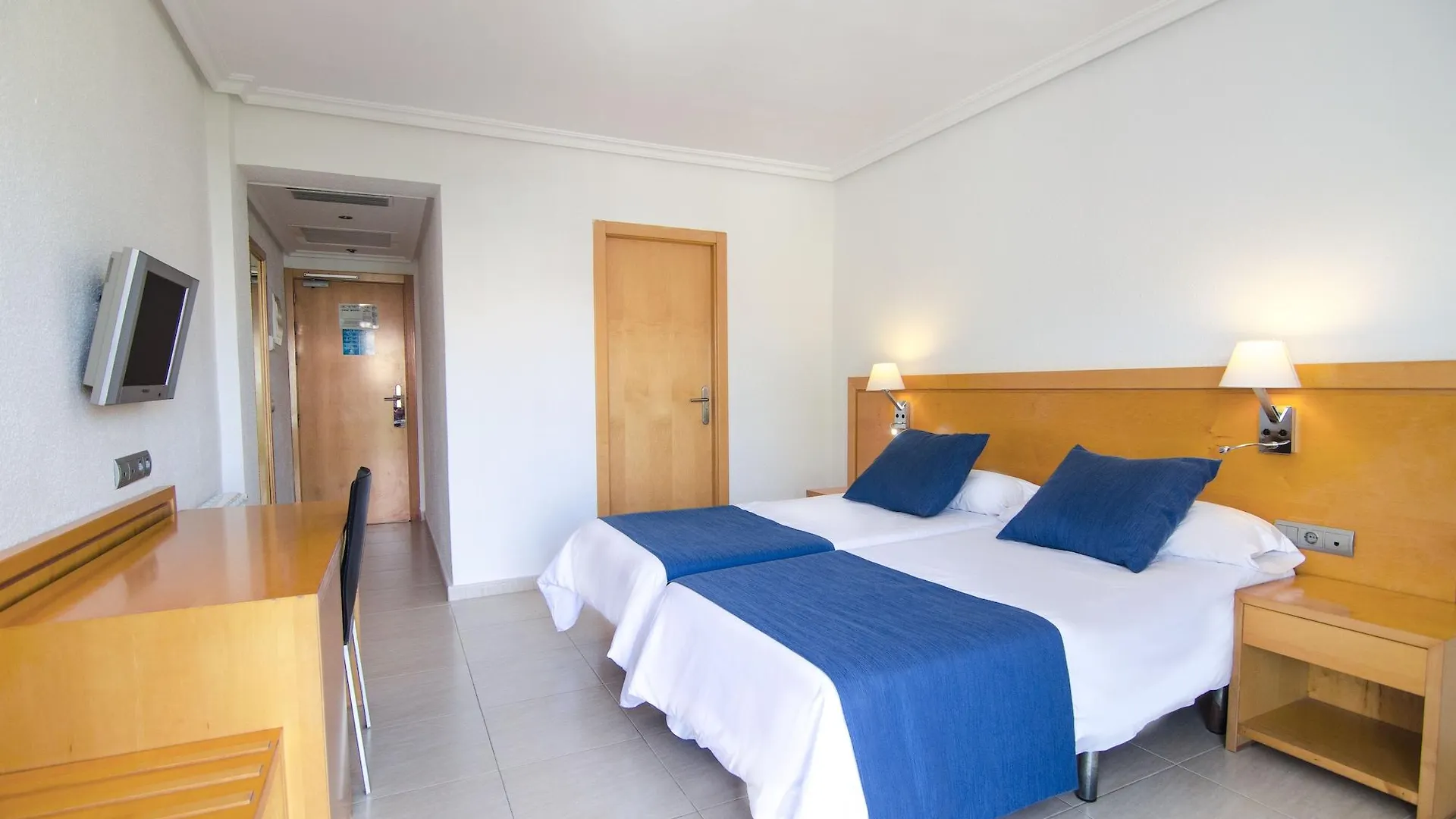 Hotel Vibra San Remo San Antonio  3*, San Antonio (Ibiza) Španělsko