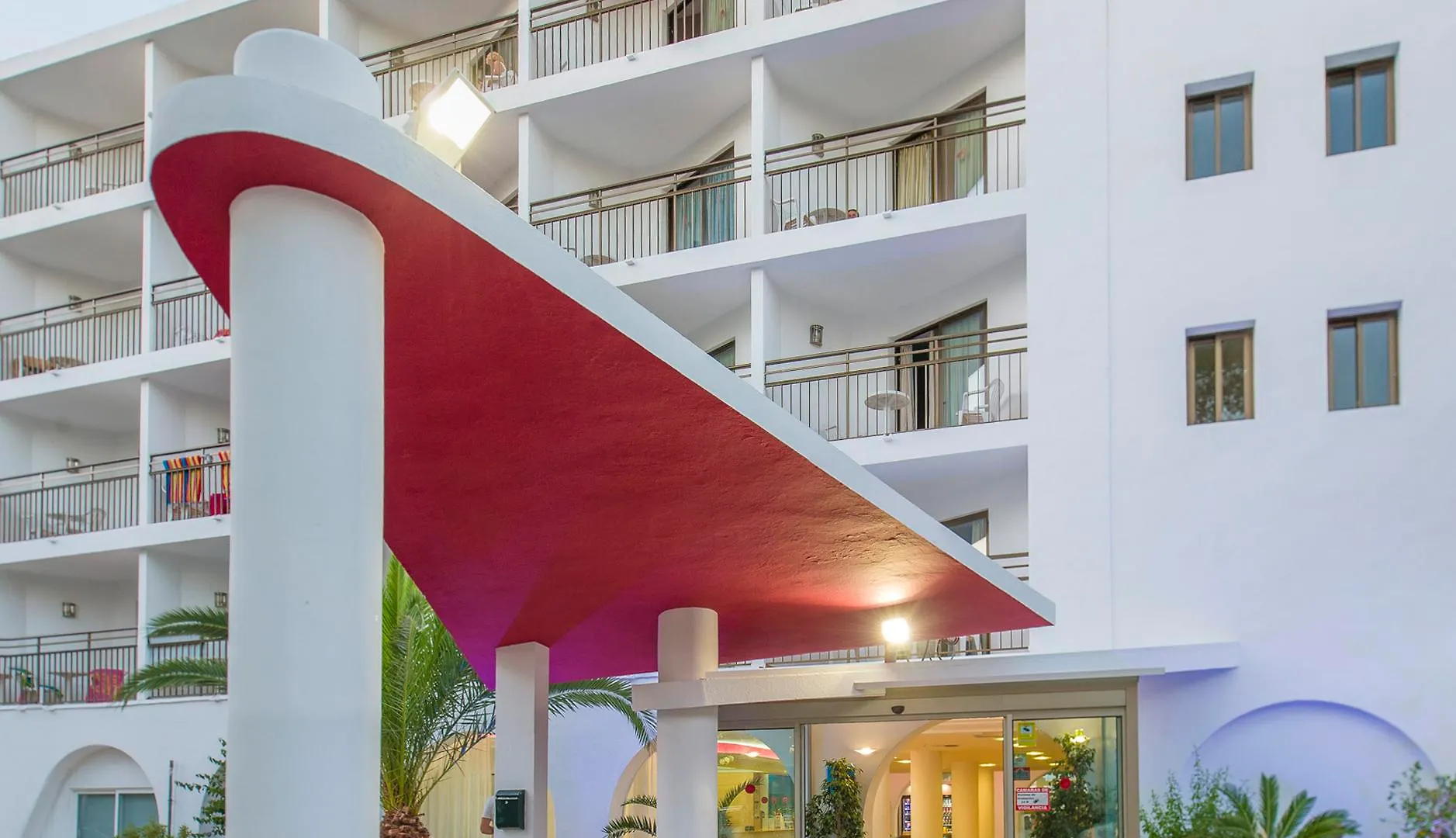 Hotel Vibra San Remo Сан-Антонио-Абад 3*,  Испания